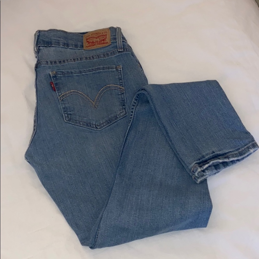 LEVIS 524’ SKINNY LIGHT WASH JEANS